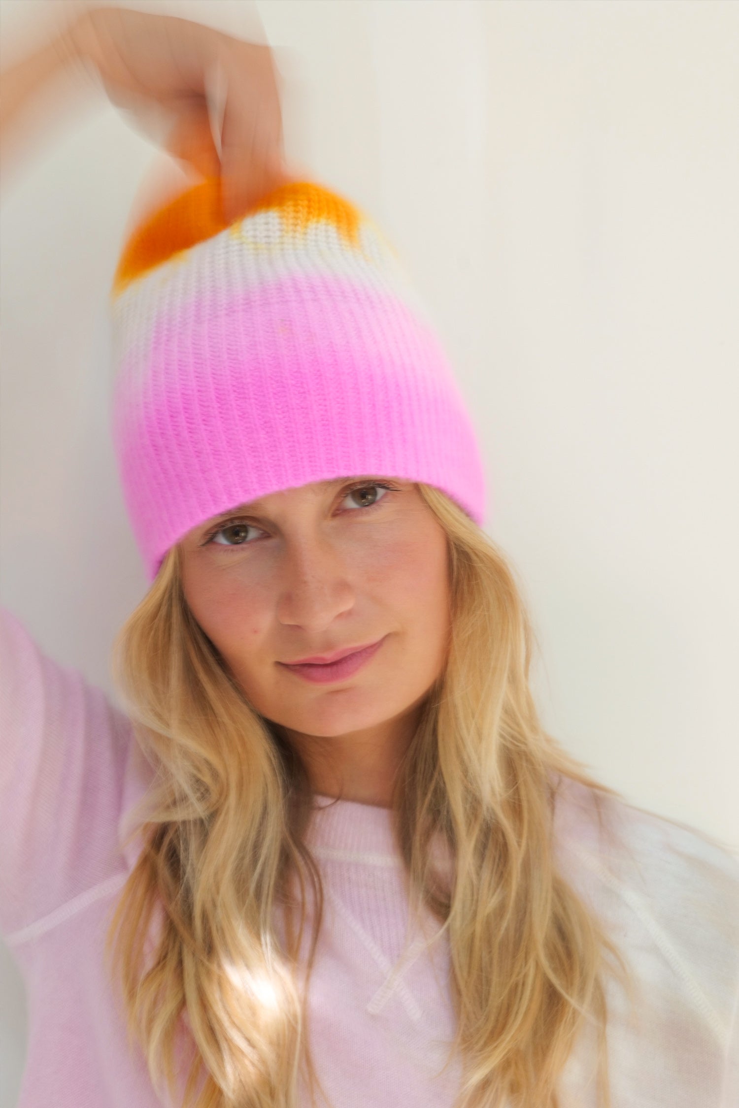 Cashmere Sunset Beanie – Marea Clothing display picture 1